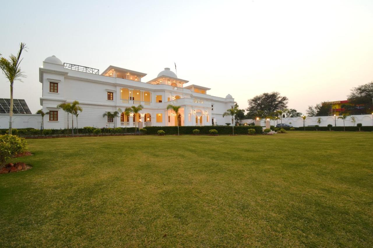 Umaid Farm Resort- A Legancy Vintage Stay In Jaipur Eksteriør bilde