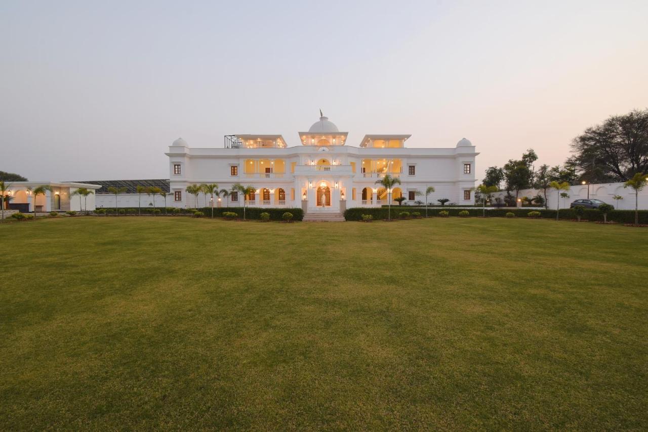 Umaid Farm Resort- A Legancy Vintage Stay In Jaipur Eksteriør bilde