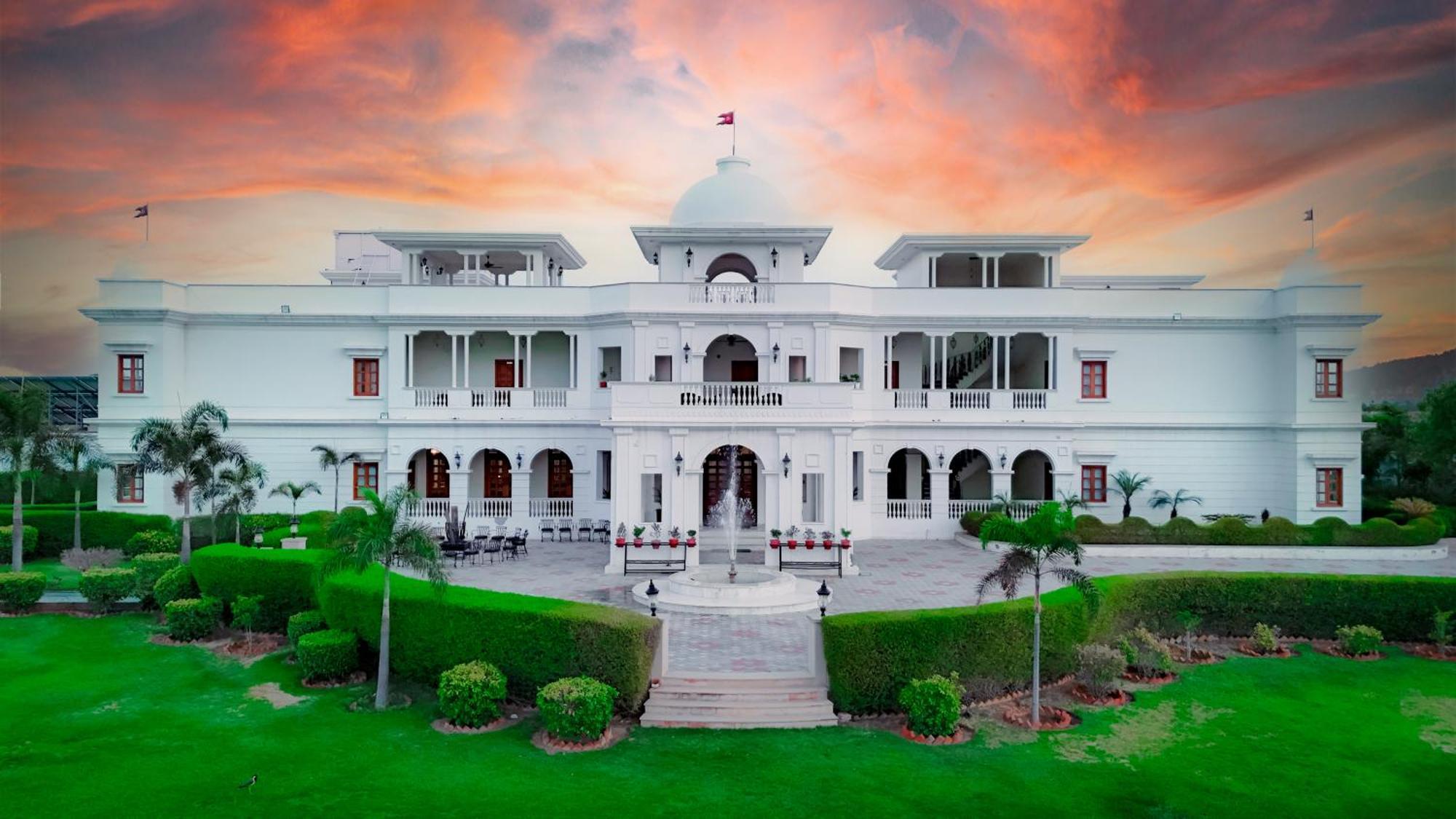 Umaid Farm Resort- A Legancy Vintage Stay In Jaipur Eksteriør bilde
