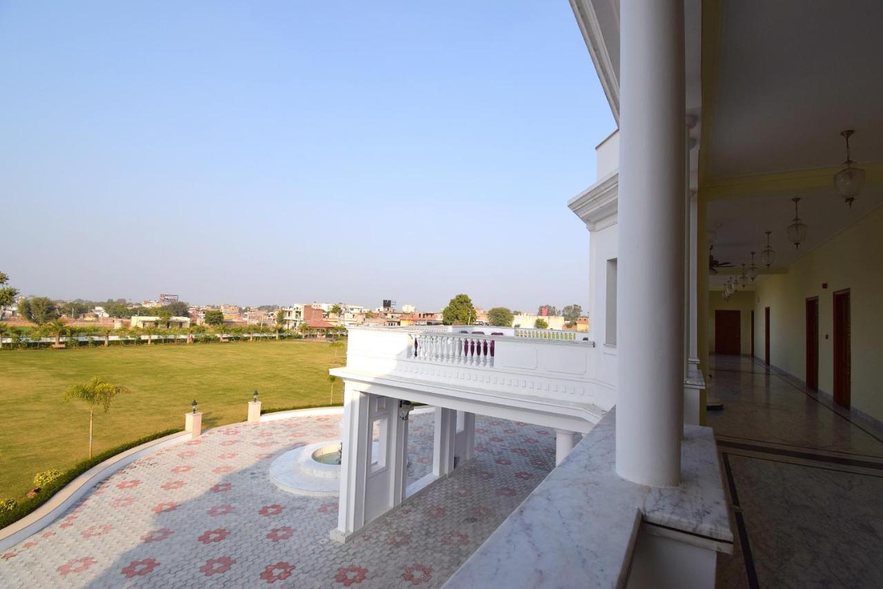 Umaid Farm Resort- A Legancy Vintage Stay In Jaipur Eksteriør bilde