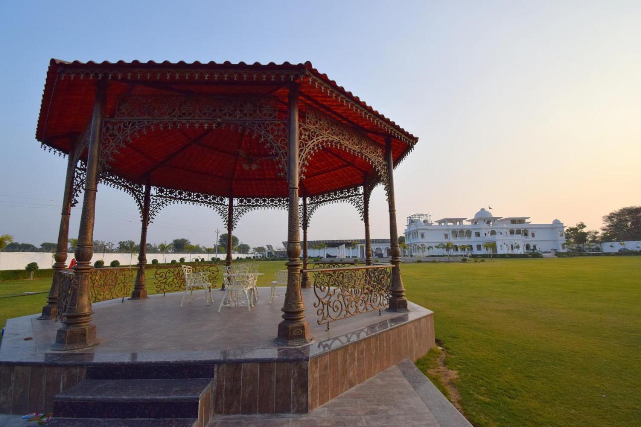 Umaid Farm Resort- A Legancy Vintage Stay In Jaipur Eksteriør bilde